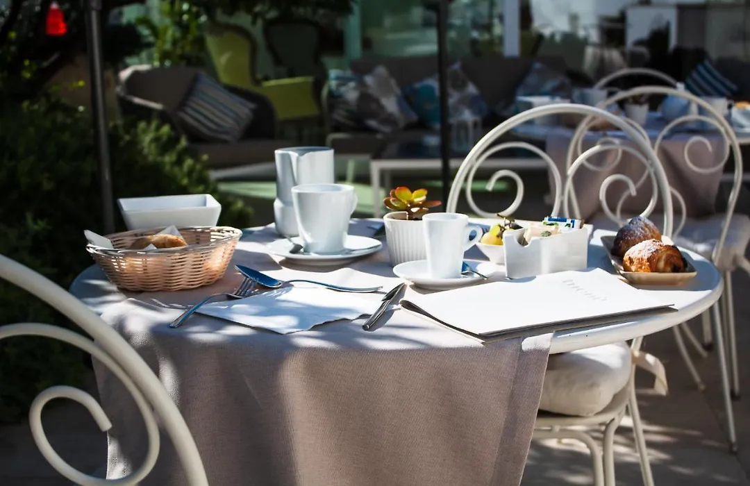 Sciccosa Oda ve Kahvaltı Taormina